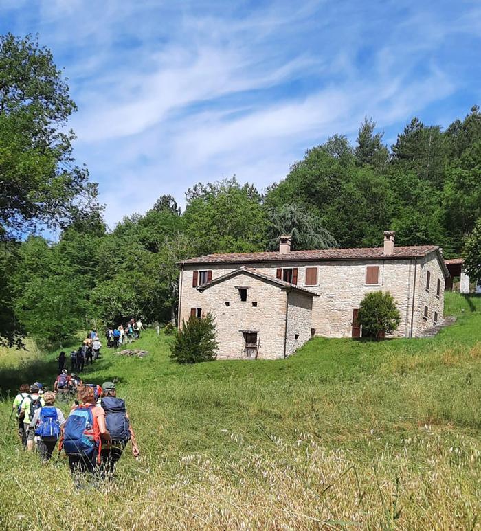 Trekking per la commemorazione degli Indiani Sikh sul Passo della Cavallara